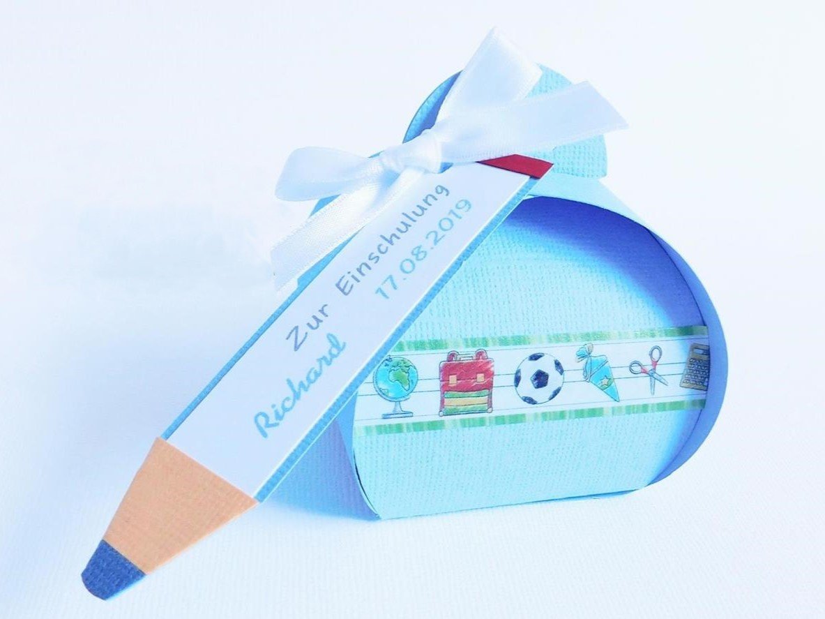 Gastgeschenke und Geschenke für die Einschulungsfeier für Gäste und Familie. © KARTEN-DESIGN.at