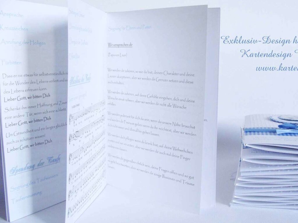 Kirchenheft Taufablauf nach persönlichen Wunsch mit Fotogestaltung und Text des Taufprogrammes. © KARTEN-DESIGN.at Nicki Heß