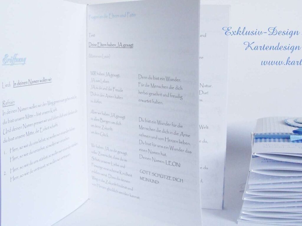 Kirchenheft Taufablauf nach persönlichen Wunsch mit Fotogestaltung und Text des Taufprogrammes. © KARTEN-DESIGN.at Nicki Heß